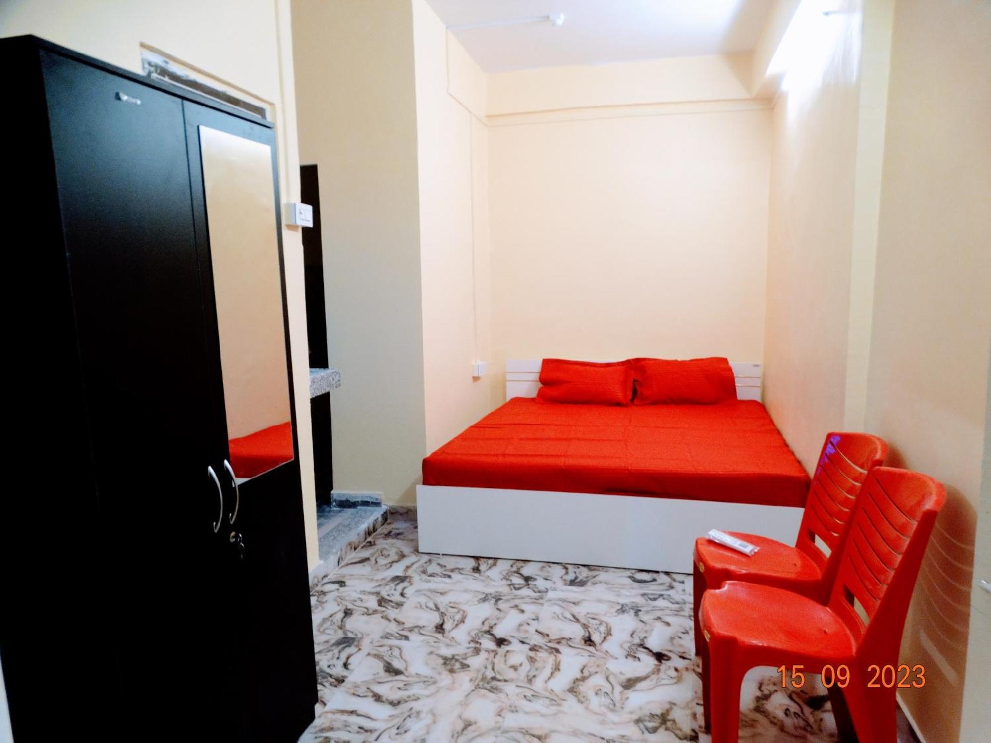 Shree Ram Sia Hotel An Unit Of Shree Ram Sia Trading And Residency Гая Экстерьер фото
